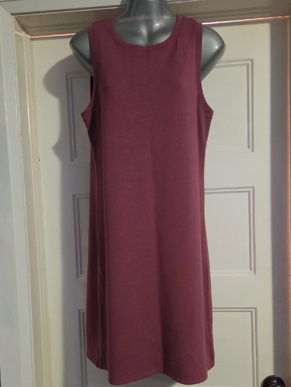 GAIAM Mauve-Pink Sleeveless Shift Mini Dress